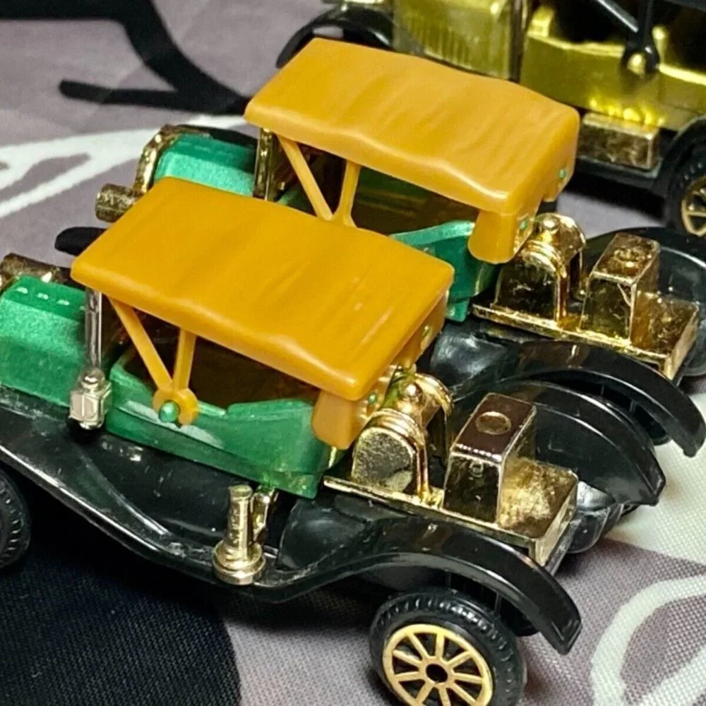 Die-cast‎ 1/64 Scale Collectible Model Toy Cars • Custom Lot Of 9 • EUC